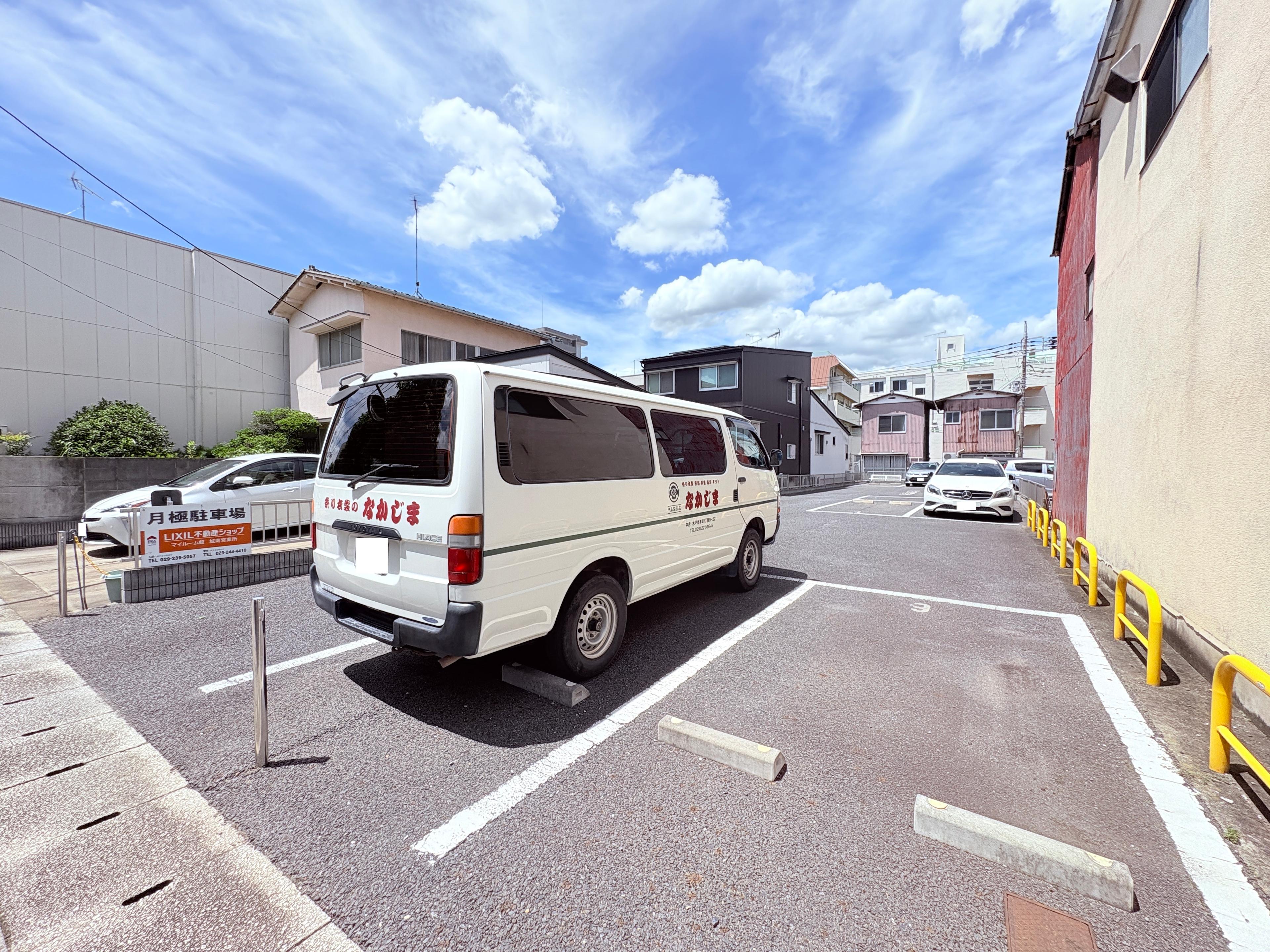 ケーアイパーキングの外観・駐車場イメージ1枚目