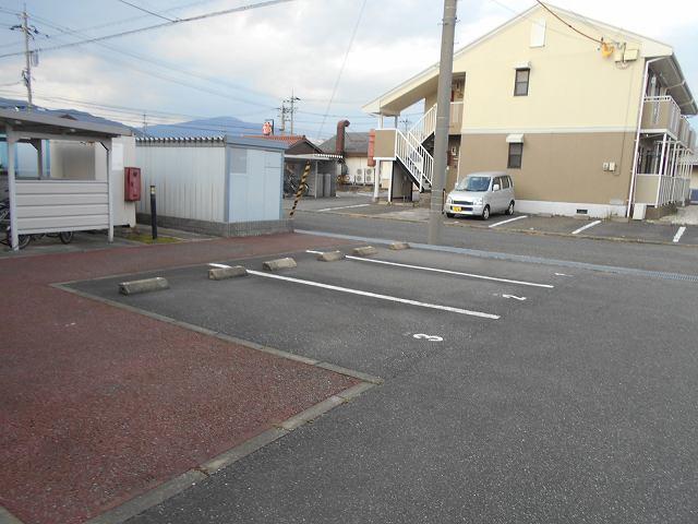 Ｓｅｃｏｎｄ(22067)の外観・駐車場イメージ1枚目