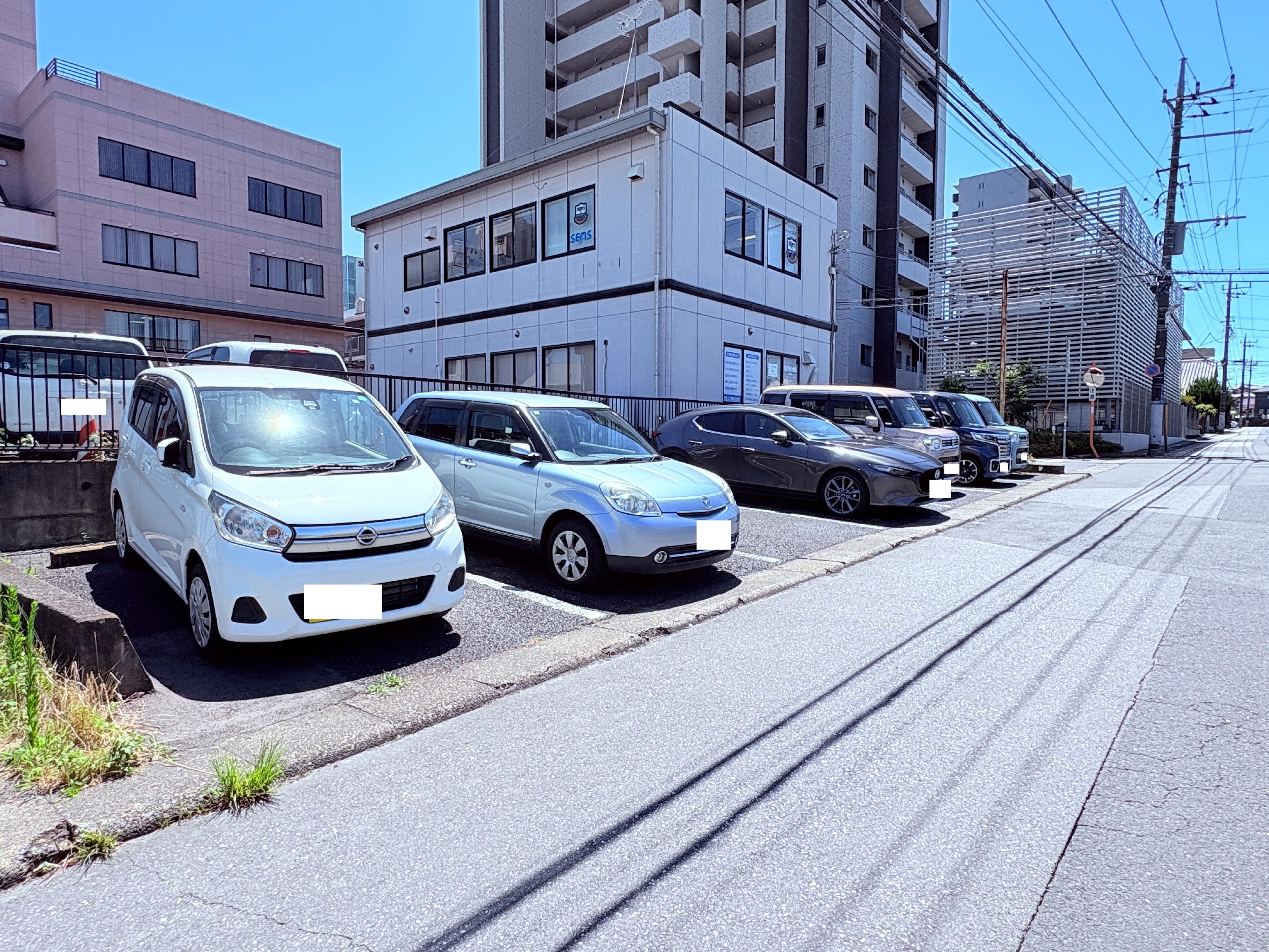 白梅Ｍパーキングの外観・駐車場イメージ3枚目
