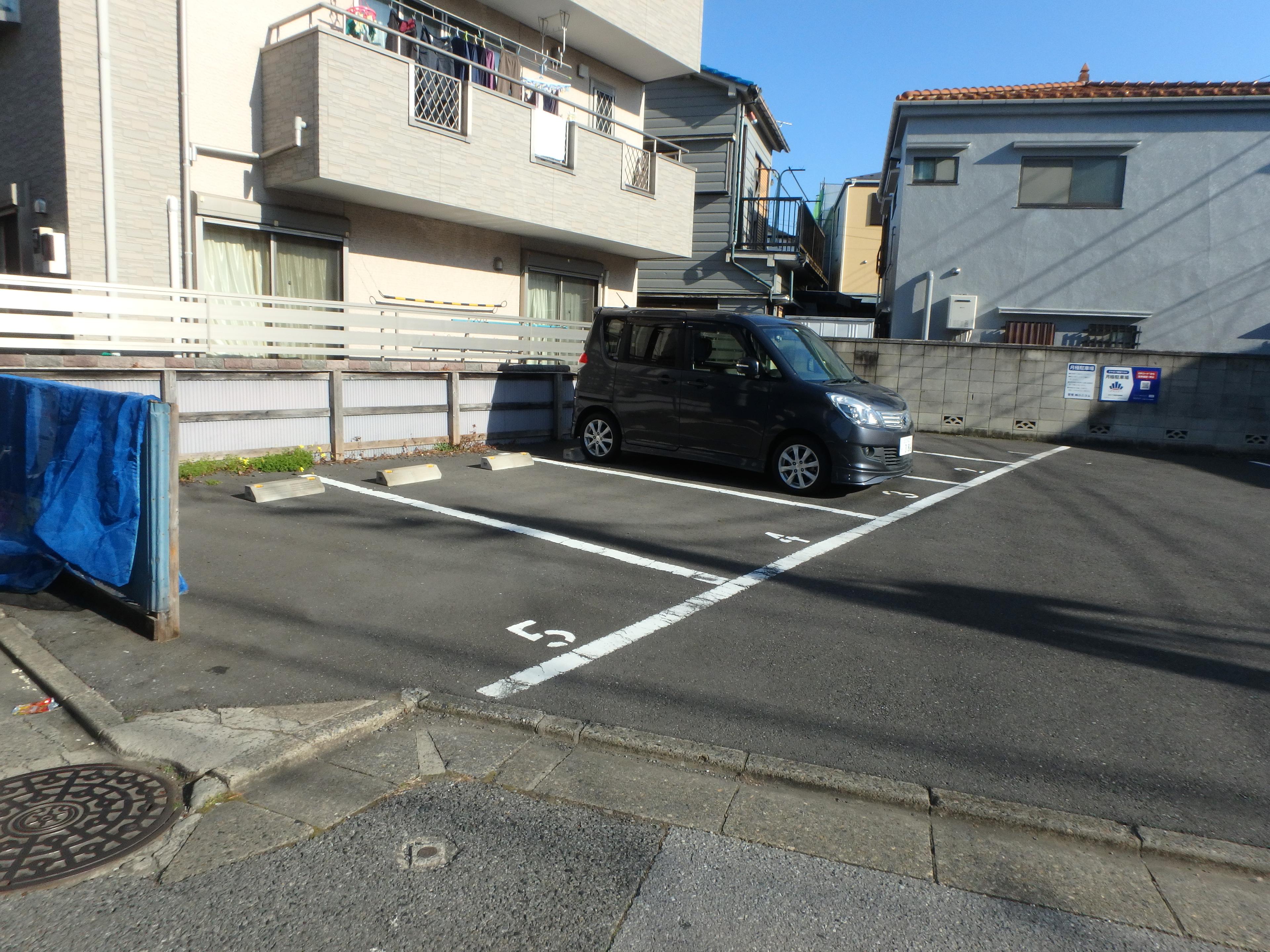 本木1丁目田中駐車場の外観・駐車場イメージ2枚目