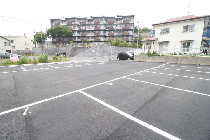 熊野西町第1駐車場の外観・駐車場イメージ1枚目