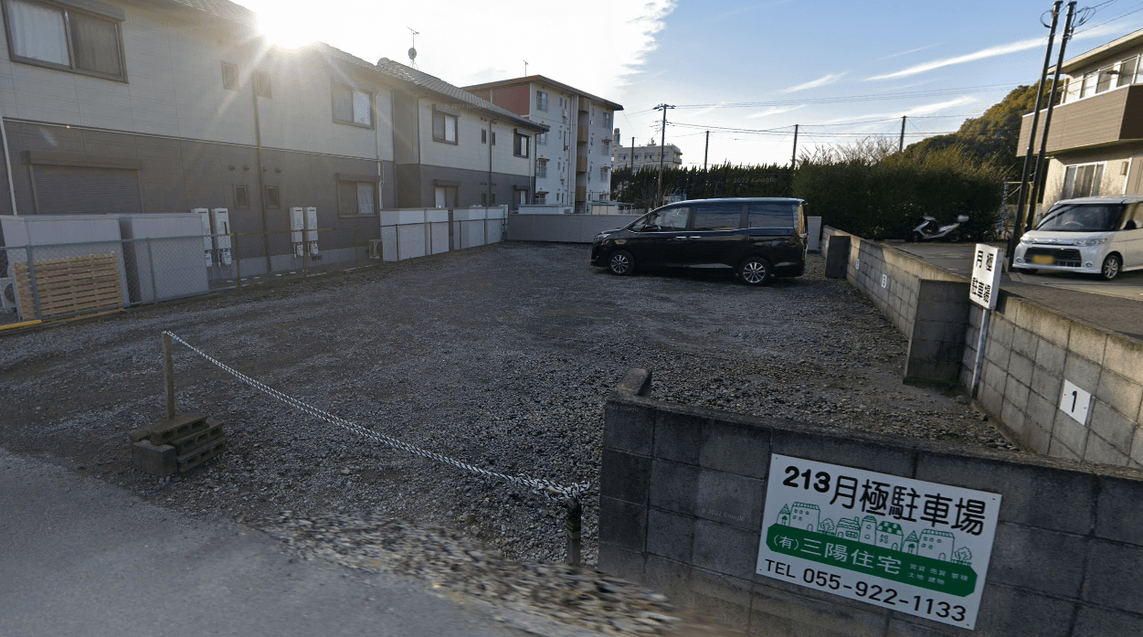 高田町５５駐車場の外観・駐車場イメージ1枚目