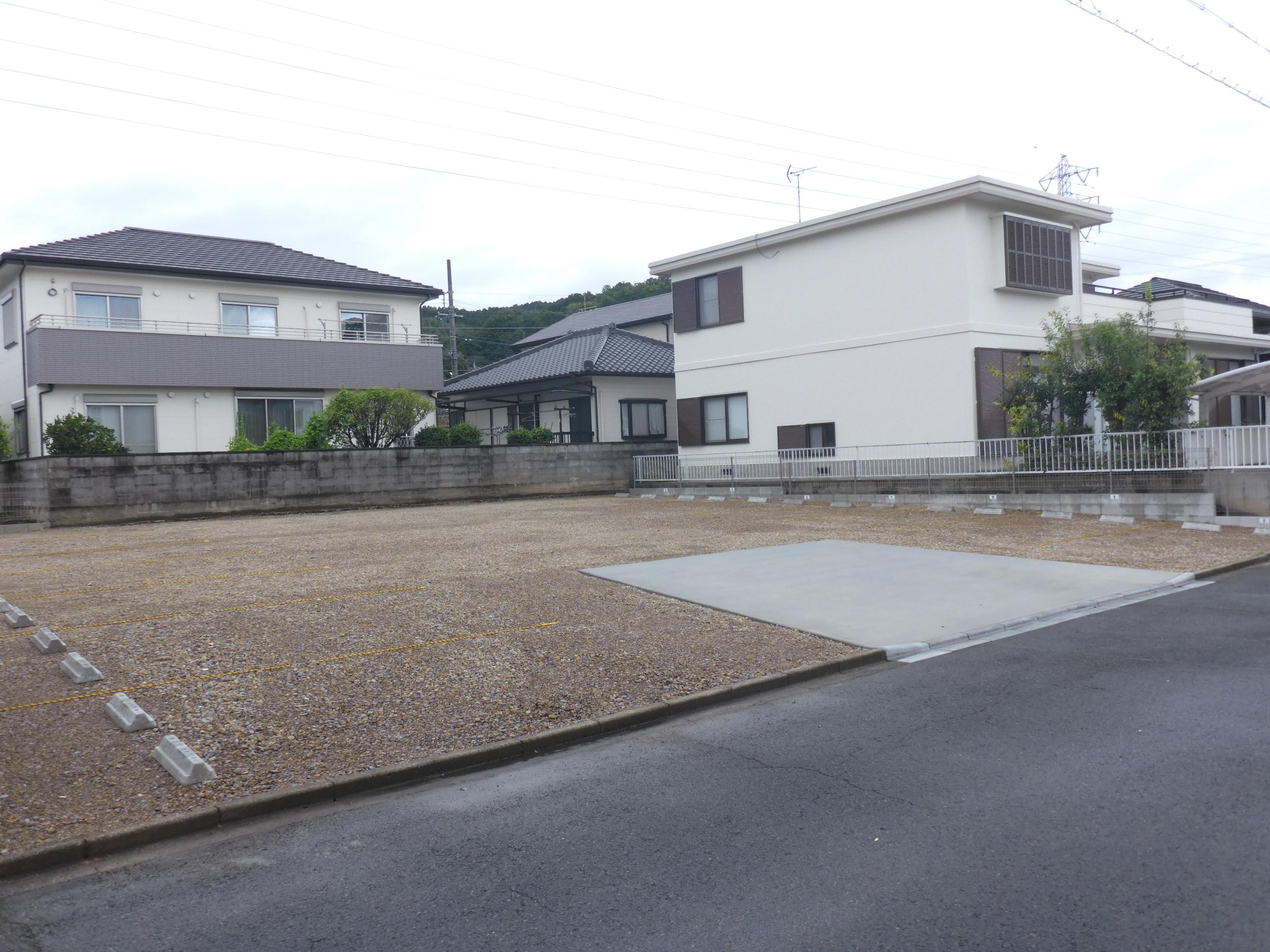 J-970の外観・駐車場イメージ1枚目