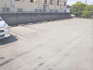 ＨＡＰＰＹ(16861)の外観・駐車場イメージ1枚目