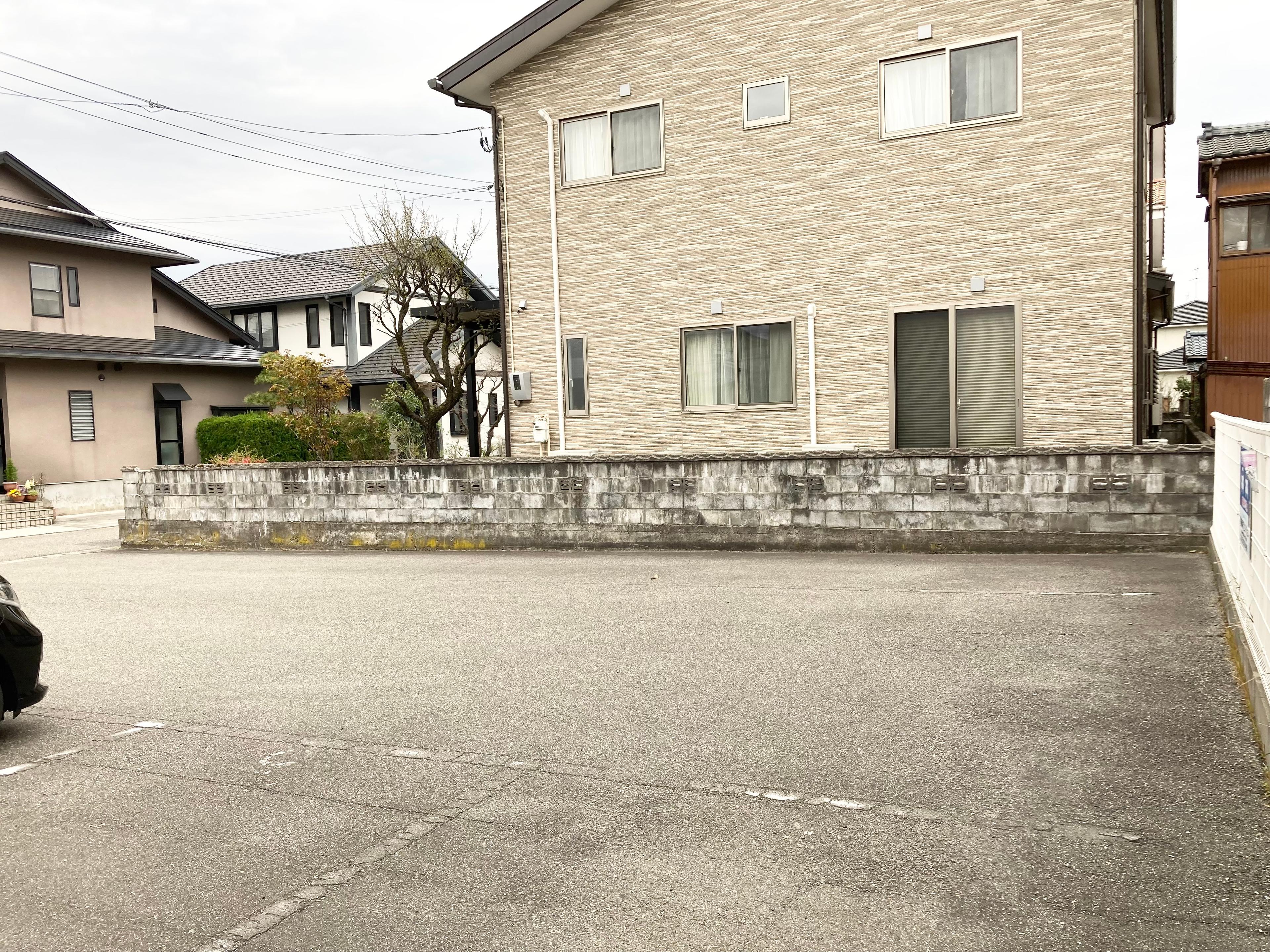 女池3駐車場NO.2(裏)の外観・駐車場イメージ3枚目