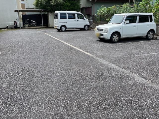 シャルマン(18320)の外観・駐車場イメージ1枚目