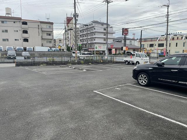 長町駐車場の外観・駐車場イメージ3枚目