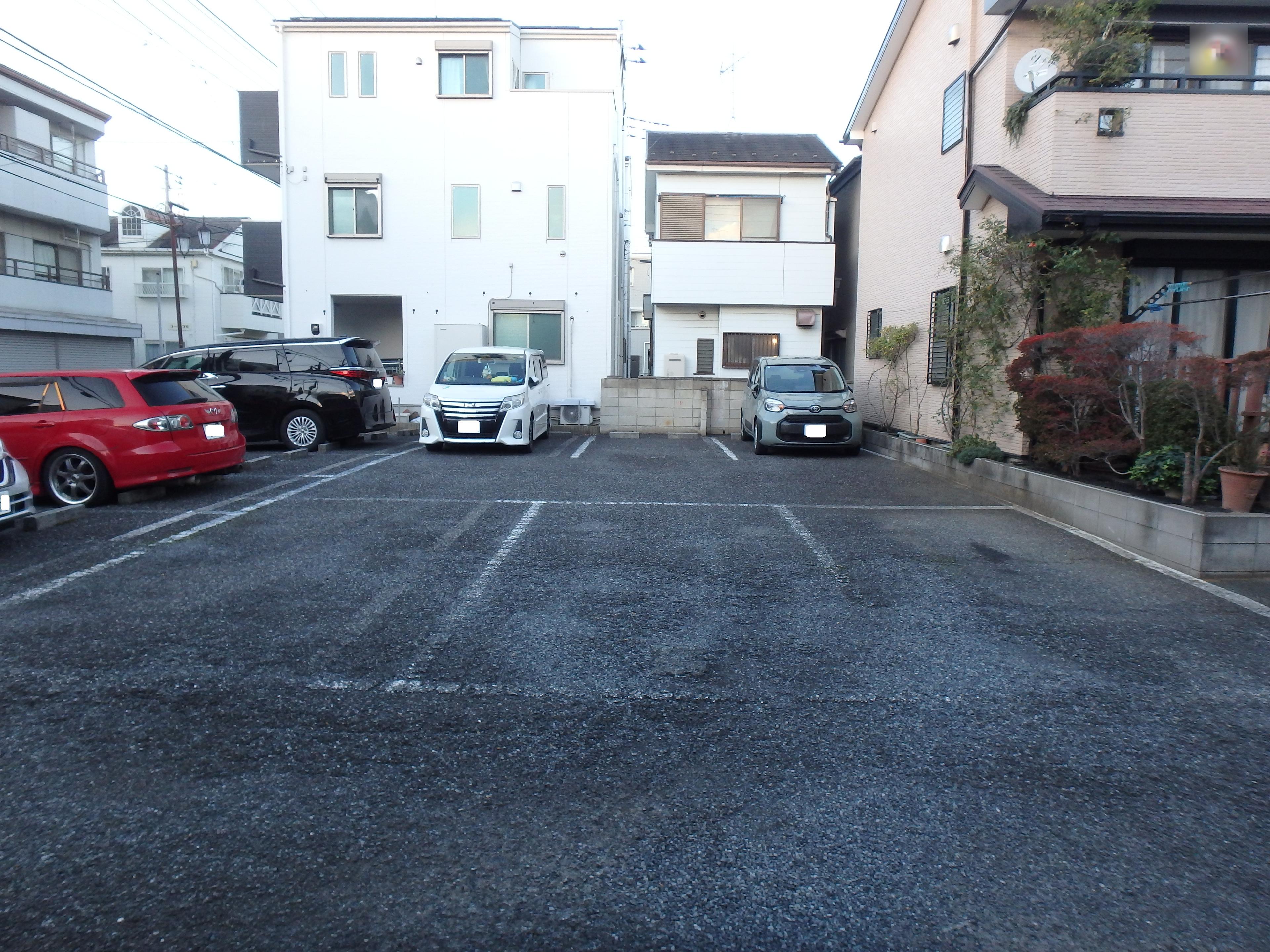 伊能駐車場の外観・駐車場イメージ2枚目