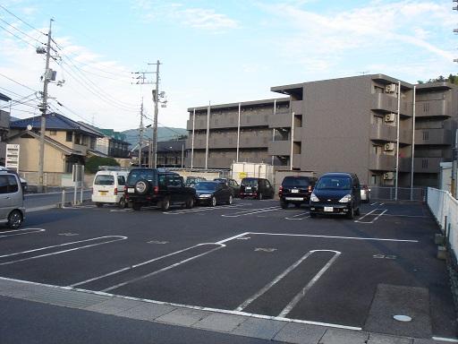 奥野駐車場の外観・駐車場イメージ1枚目