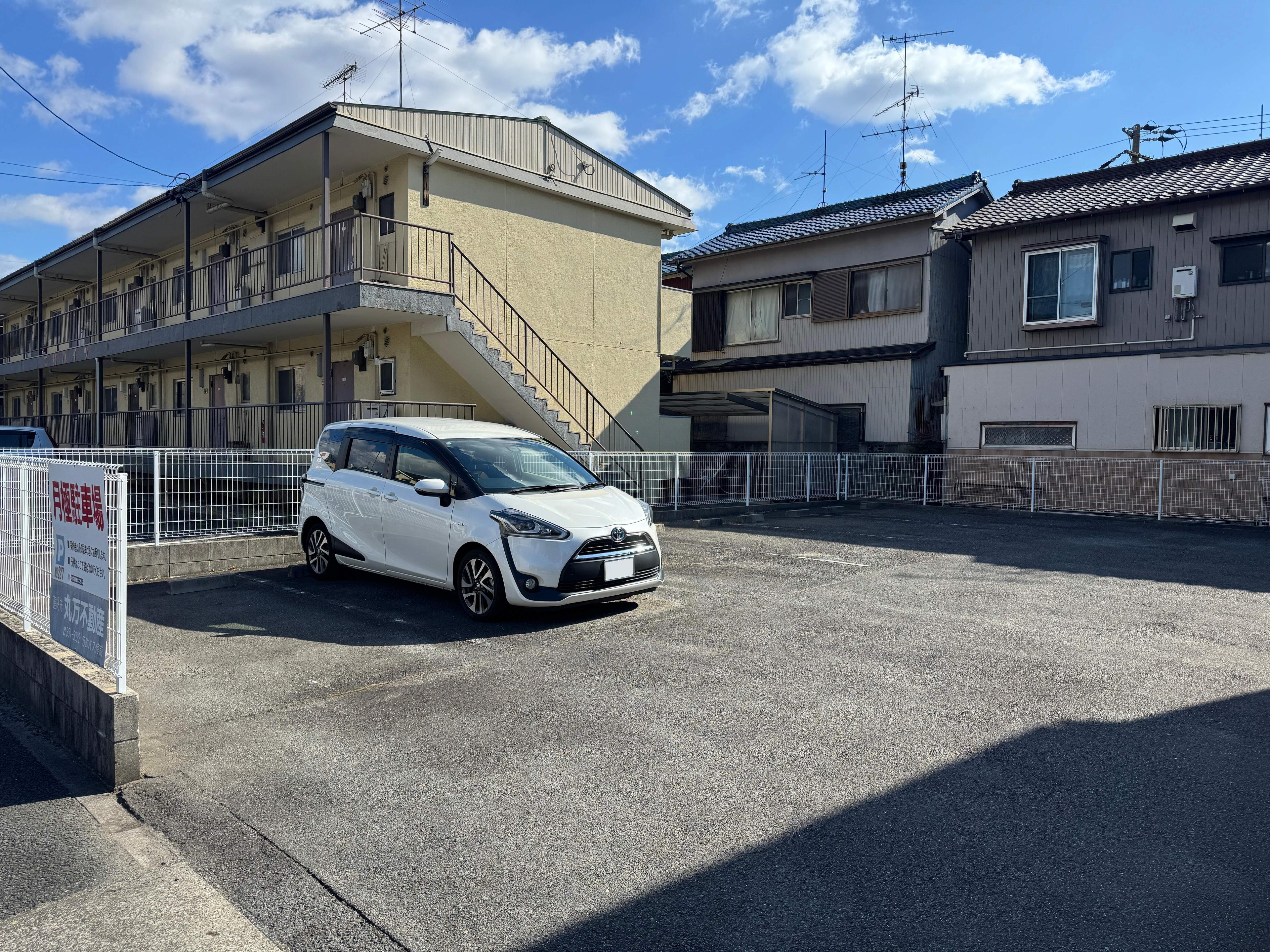 P227の外観・駐車場イメージ3枚目