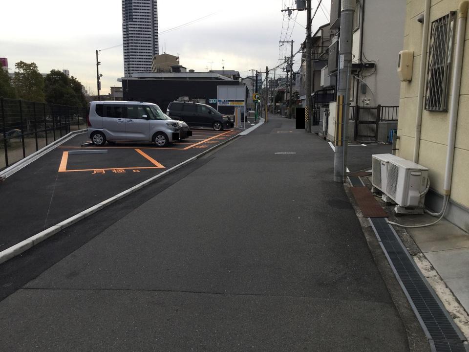 吹田片山町第２の外観・駐車場イメージ1枚目