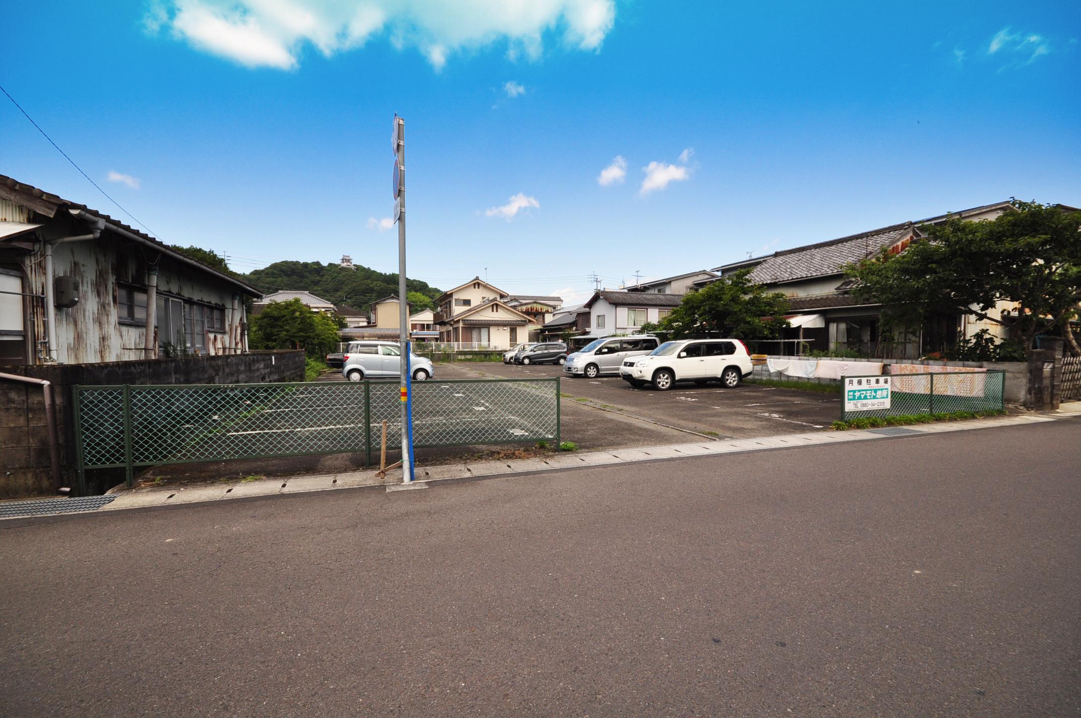 しまんとパーキング中村新町四丁目9番1の外観・駐車場イメージ1枚目