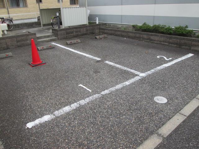 バンダイ(23697)の外観・駐車場イメージ1枚目