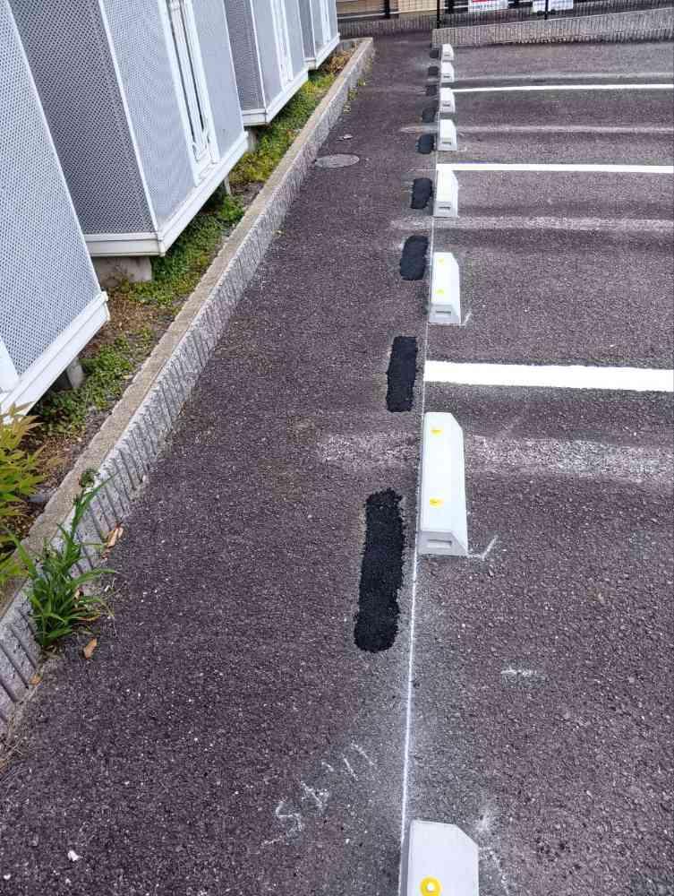 コーポアイリスの外観・駐車場イメージ3枚目