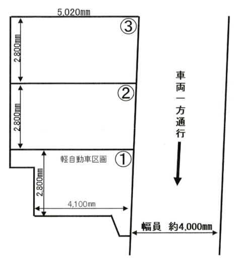 庄山町4丁目ガレージの駐車配置図