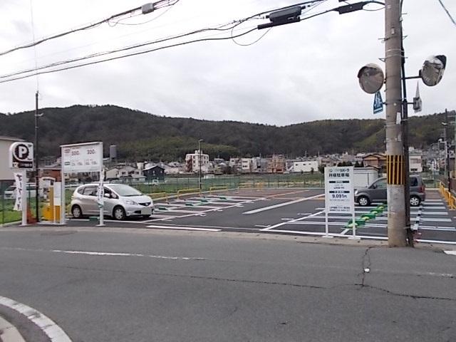 山科百々町の外観・駐車場イメージ1枚目