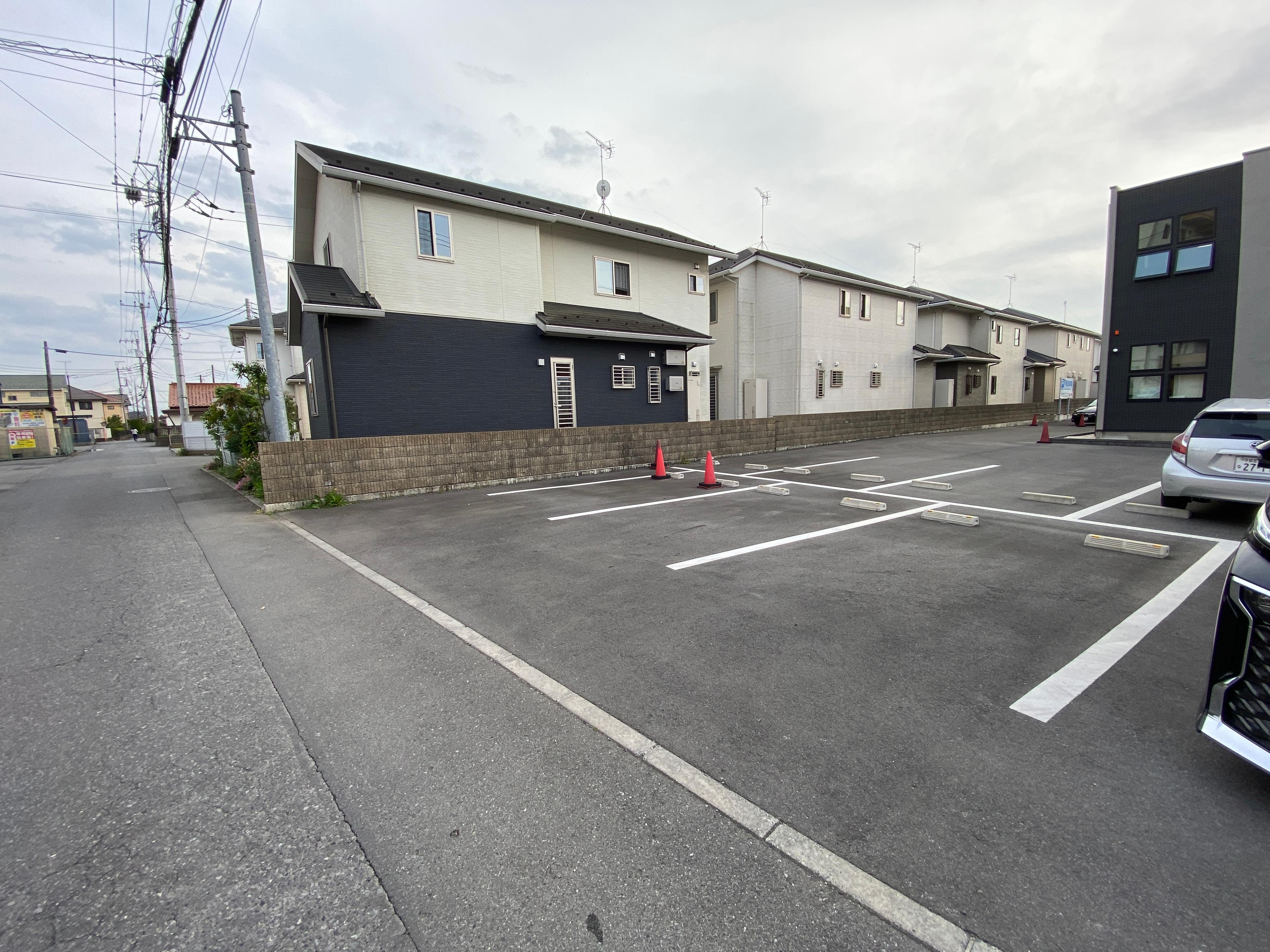 社労士法人出口事務所様駐車場の外観・駐車場イメージ2枚目