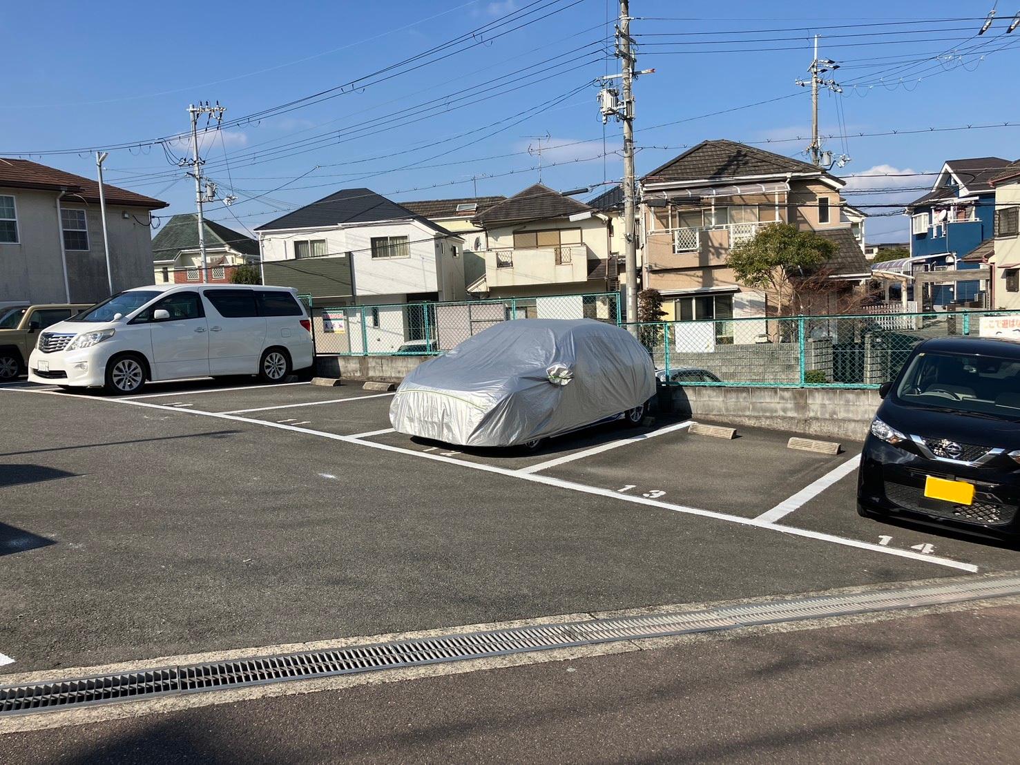 杉山手C駐車場の外観・駐車場イメージ2枚目