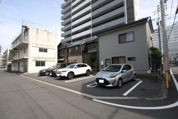 春日町駐車場の外観・駐車場イメージ1枚目