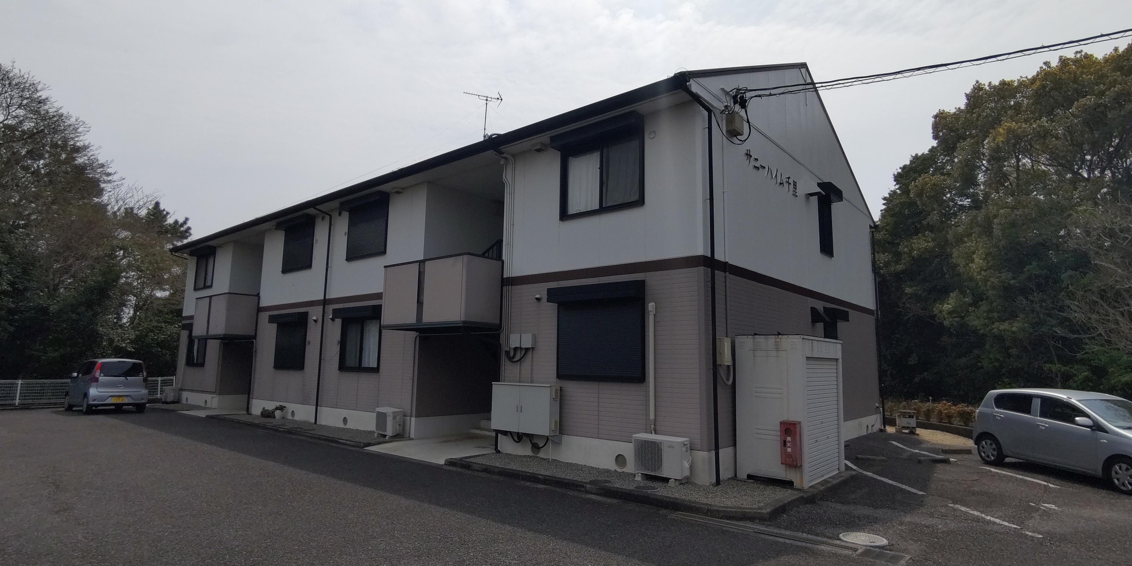 サニーハイム千里（S）の外観・駐車場イメージ1枚目