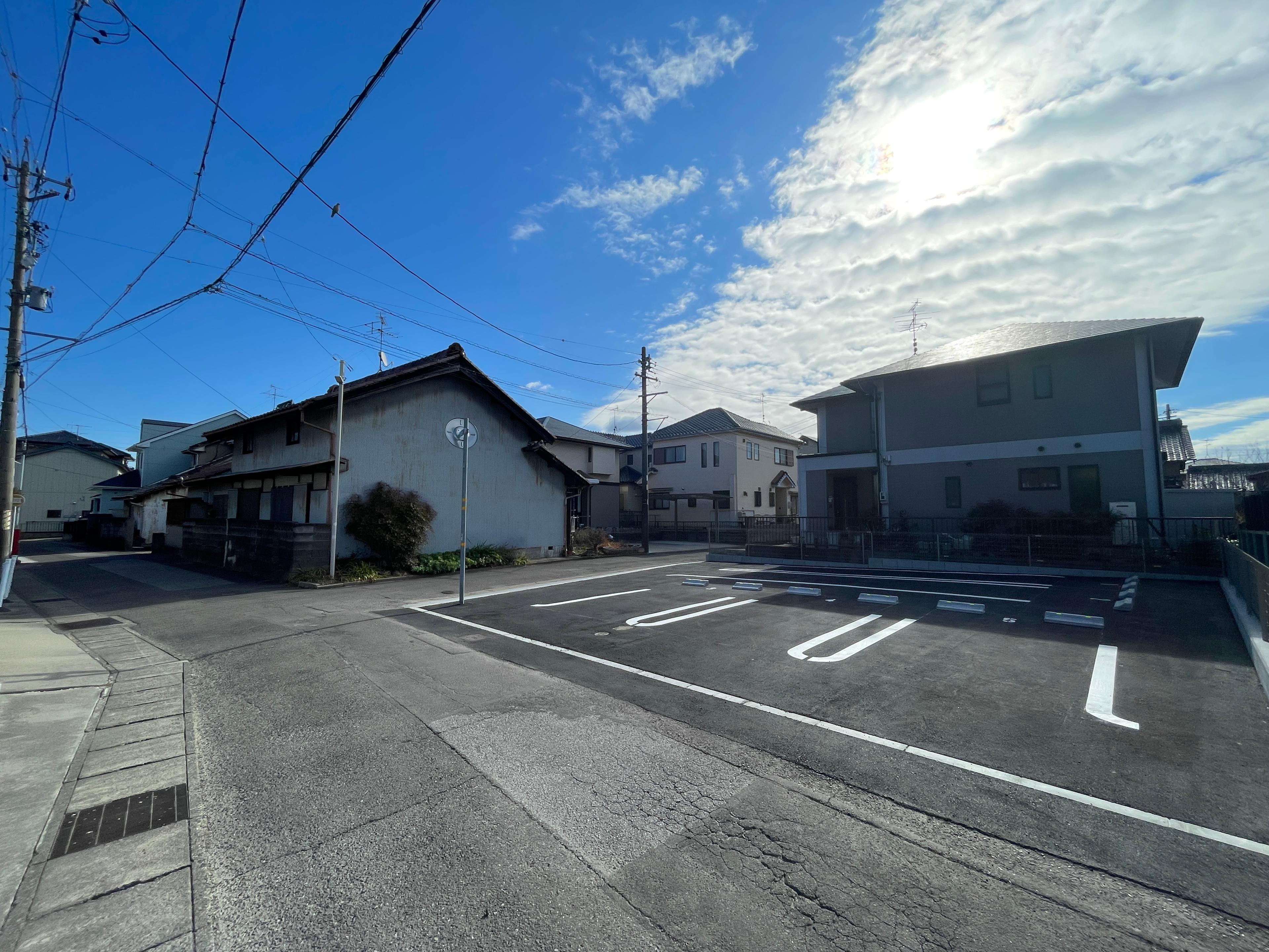 中屋敷北駐車場の外観・駐車場イメージ2枚目