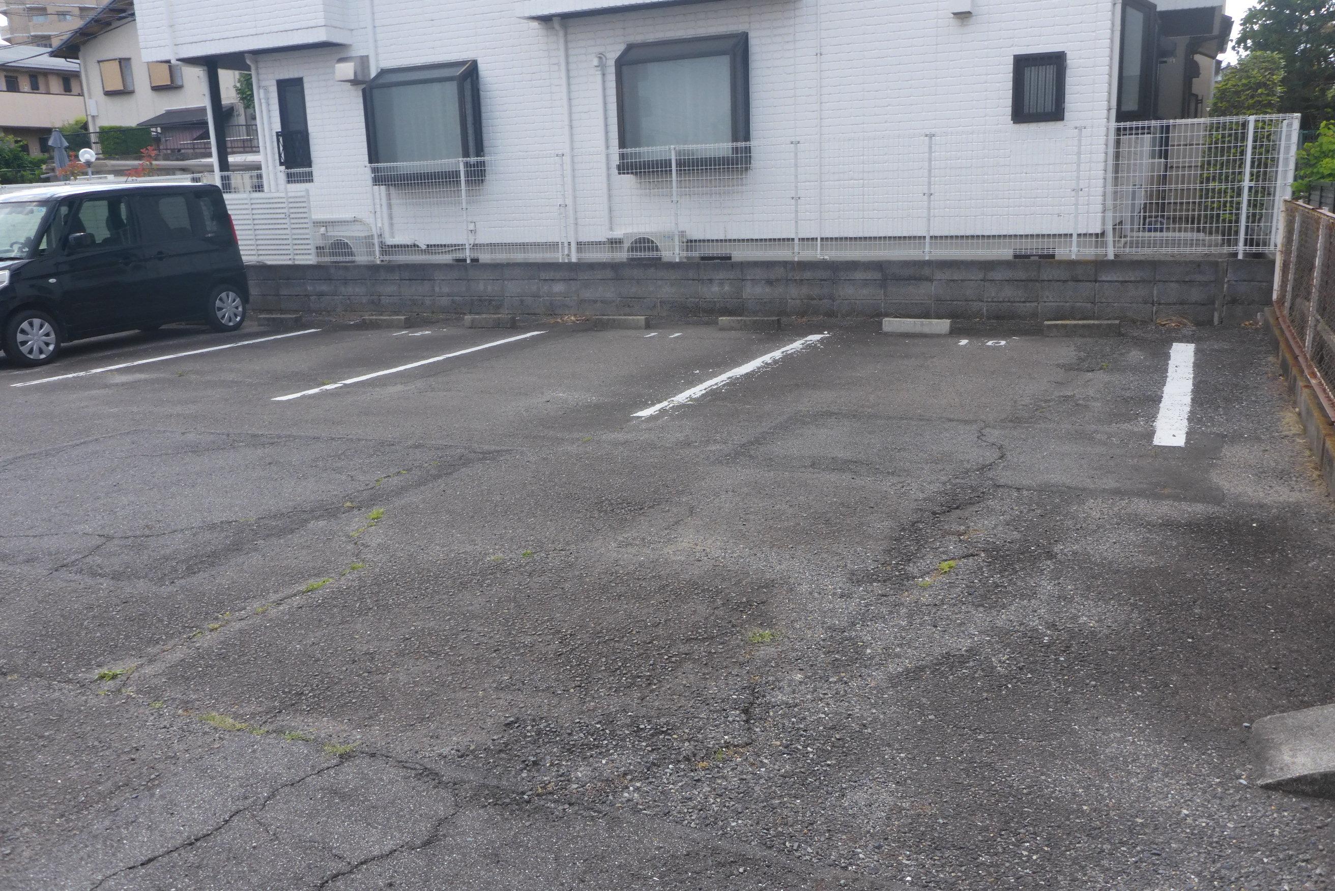 根の神AB駐車場の外観・駐車場イメージ3枚目