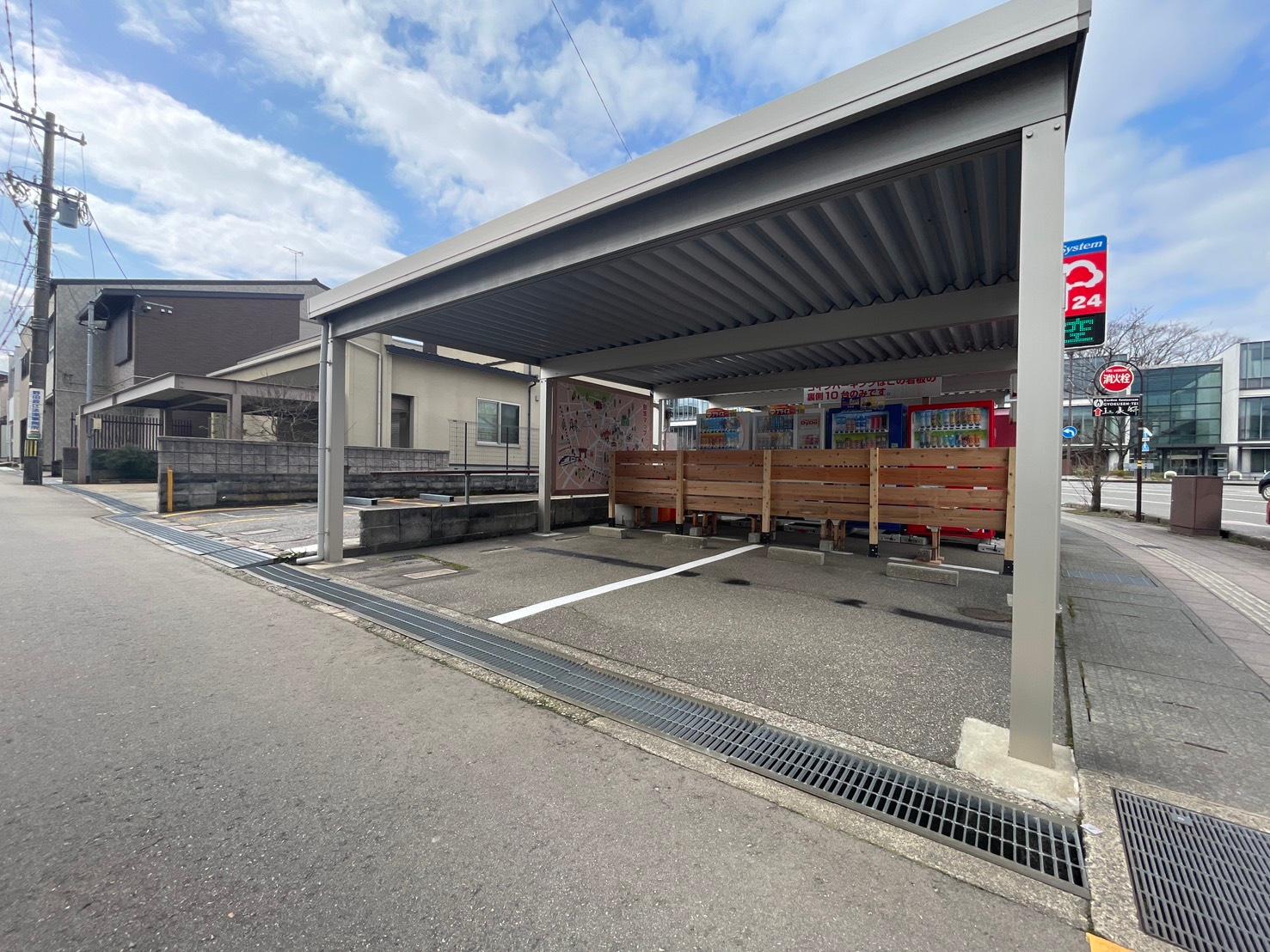 金澤屋兼六パーキングの外観・駐車場イメージ2枚目