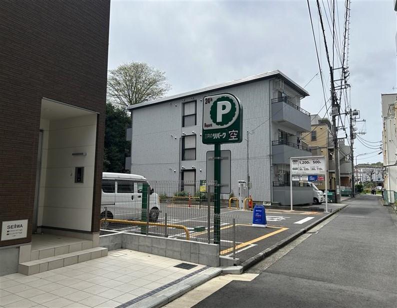 三ツ沢上町駅前第２の外観・駐車場イメージ2枚目