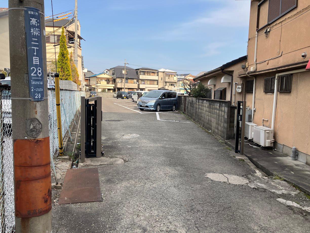 北田モータープール高柳二丁目の外観・駐車場イメージ1枚目