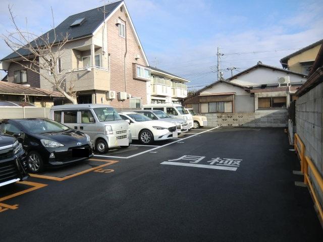 松ヶ崎桜木町の外観・駐車場イメージ1枚目