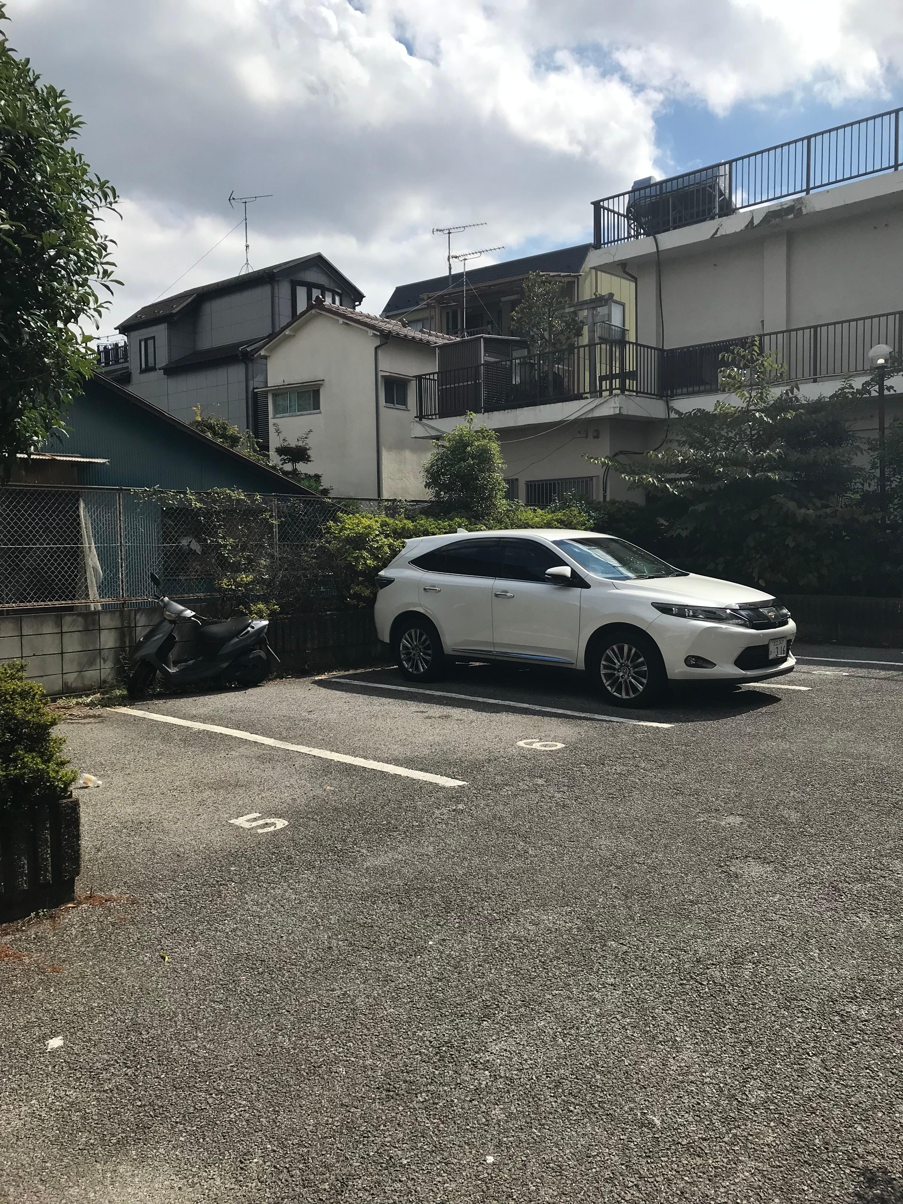 ウィル篠崎の外観・駐車場イメージ2枚目