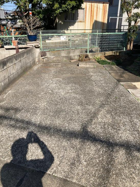 第一和泉コーポの外観・駐車場イメージ1枚目