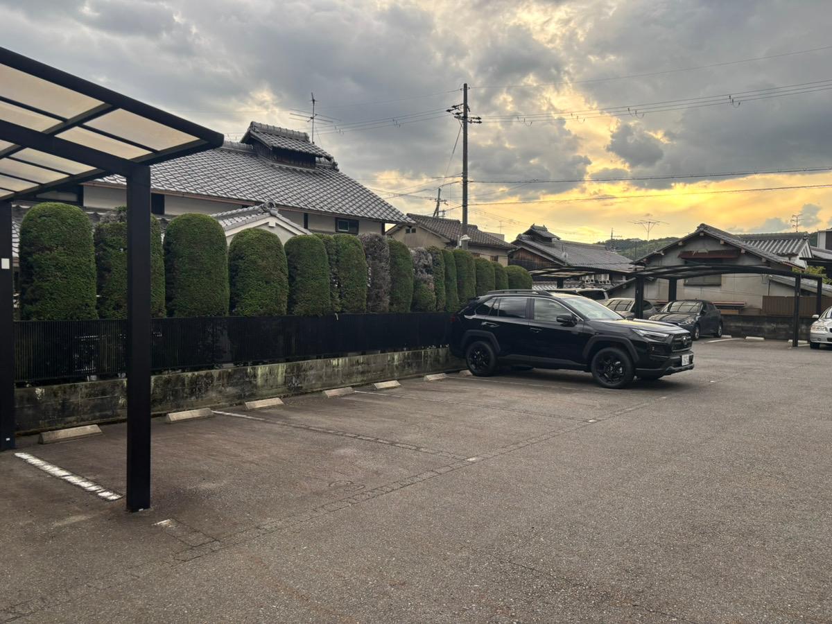 スパローハイツⅠの外観・駐車場イメージ1枚目