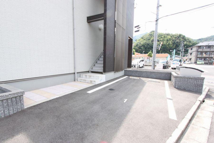 カンタービレ(55662)の外観・駐車場イメージ1枚目