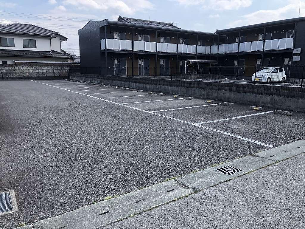 友舞(31218)の外観・駐車場イメージ2枚目