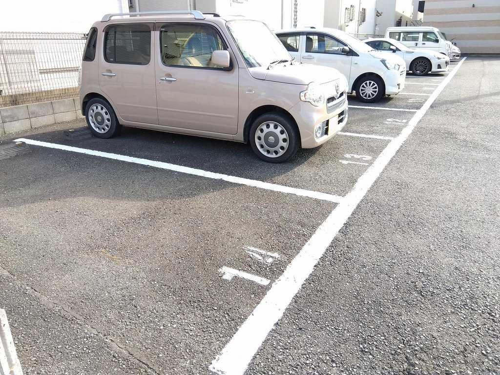 アイ(38743)の外観・駐車場イメージ2枚目