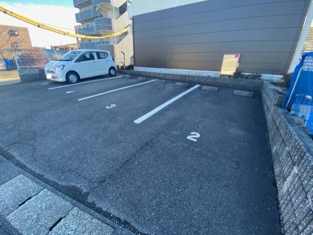 クレール(16257)の外観・駐車場イメージ1枚目