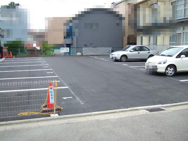 Ｍパーク学校町の外観・駐車場イメージ1枚目
