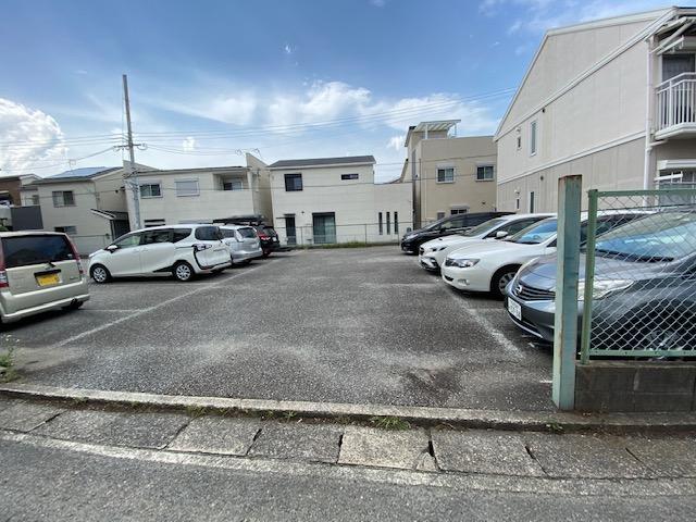 今池モータープールの外観・駐車場イメージ2枚目