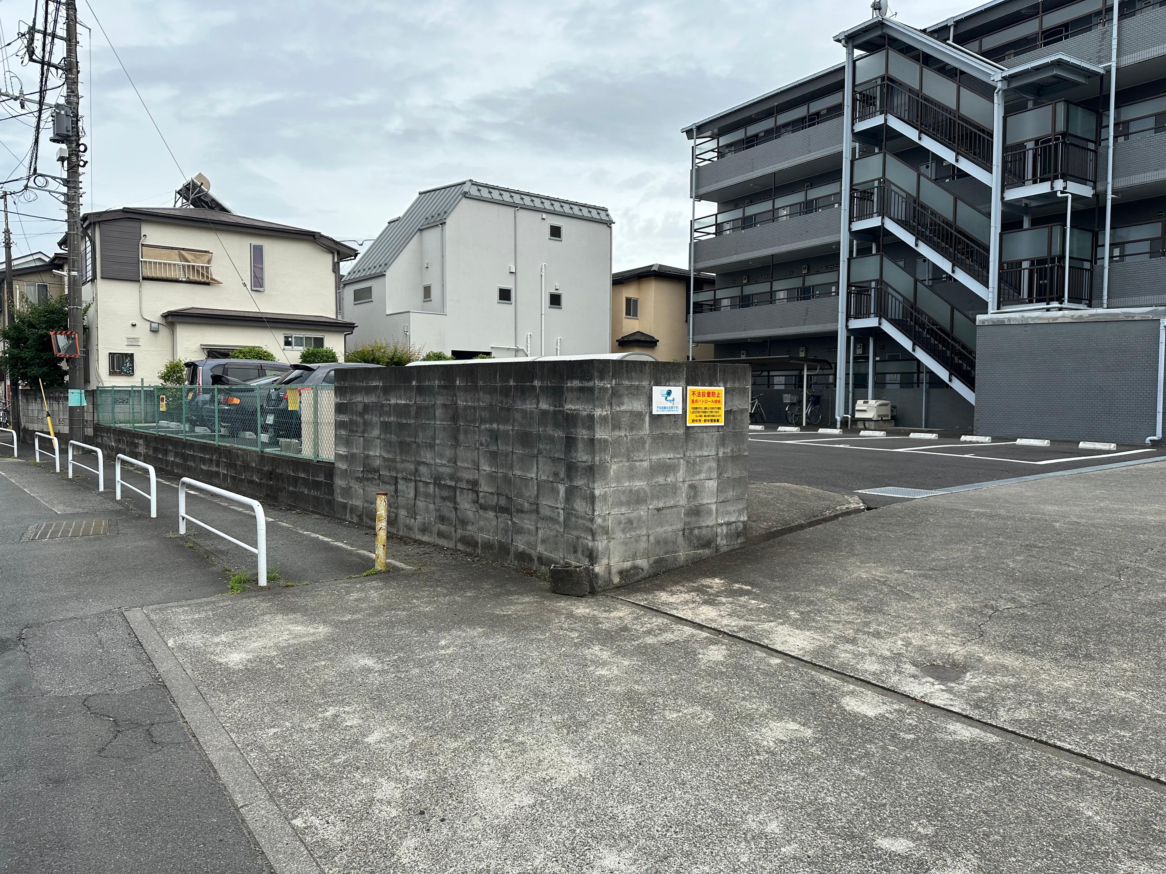 ルミエール矢崎駐車場の外観・駐車場イメージ3枚目