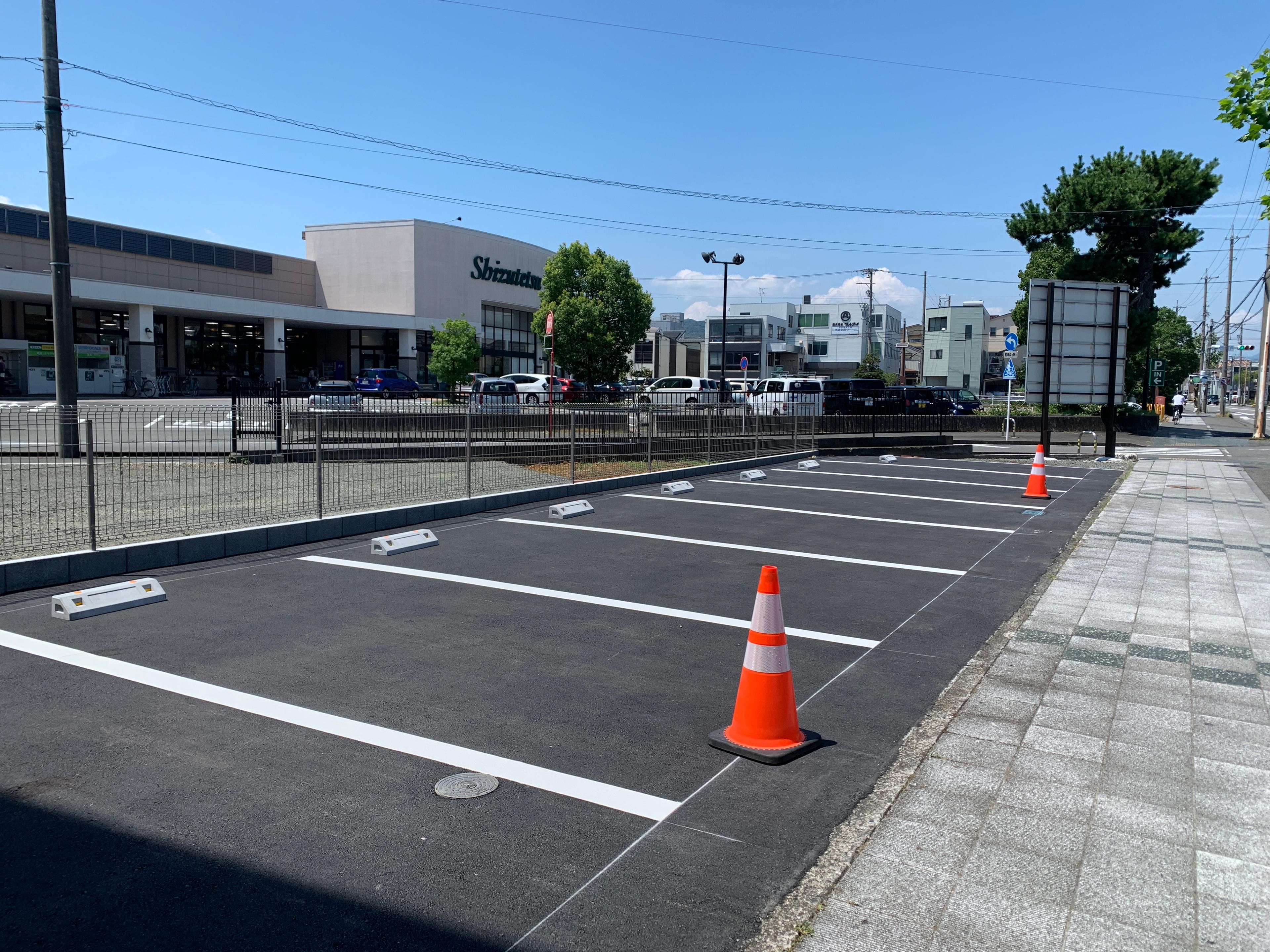 PD南田町黒柳駐車場の外観・駐車場イメージ3枚目