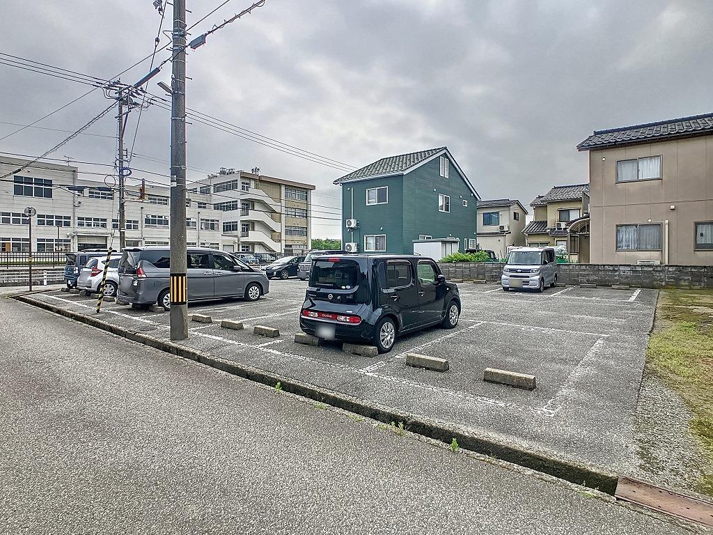 畝田東Ｋ駐車場の外観・駐車場イメージ2枚目