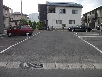 グランシャリオＳＹ(31824)の外観・駐車場イメージ1枚目