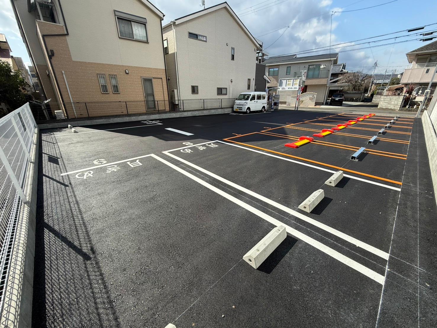 清水ガレージの外観・駐車場イメージ2枚目