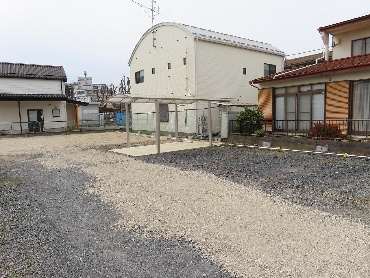 松山富田駐車場の外観・駐車場イメージ1枚目