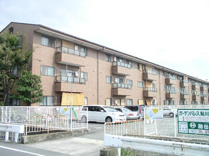 ガーデンパレス鮎川モータープールの外観・駐車場イメージ1枚目