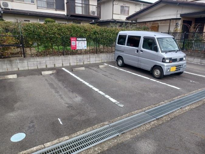 寺田庭井1-52駐車場の外観・駐車場イメージ1枚目