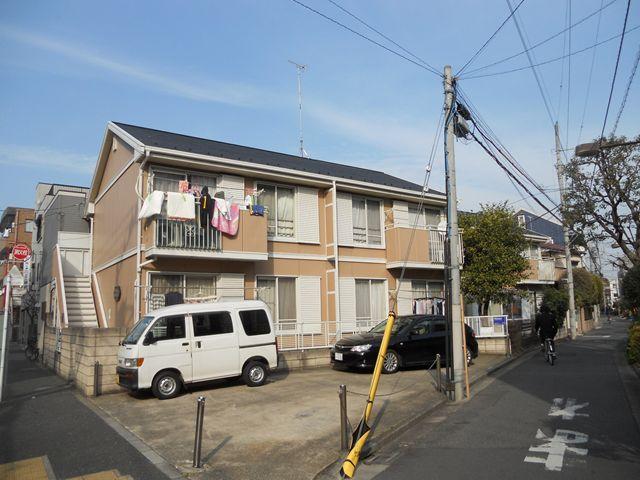 サニーハイツＢの外観・駐車場イメージ1枚目
