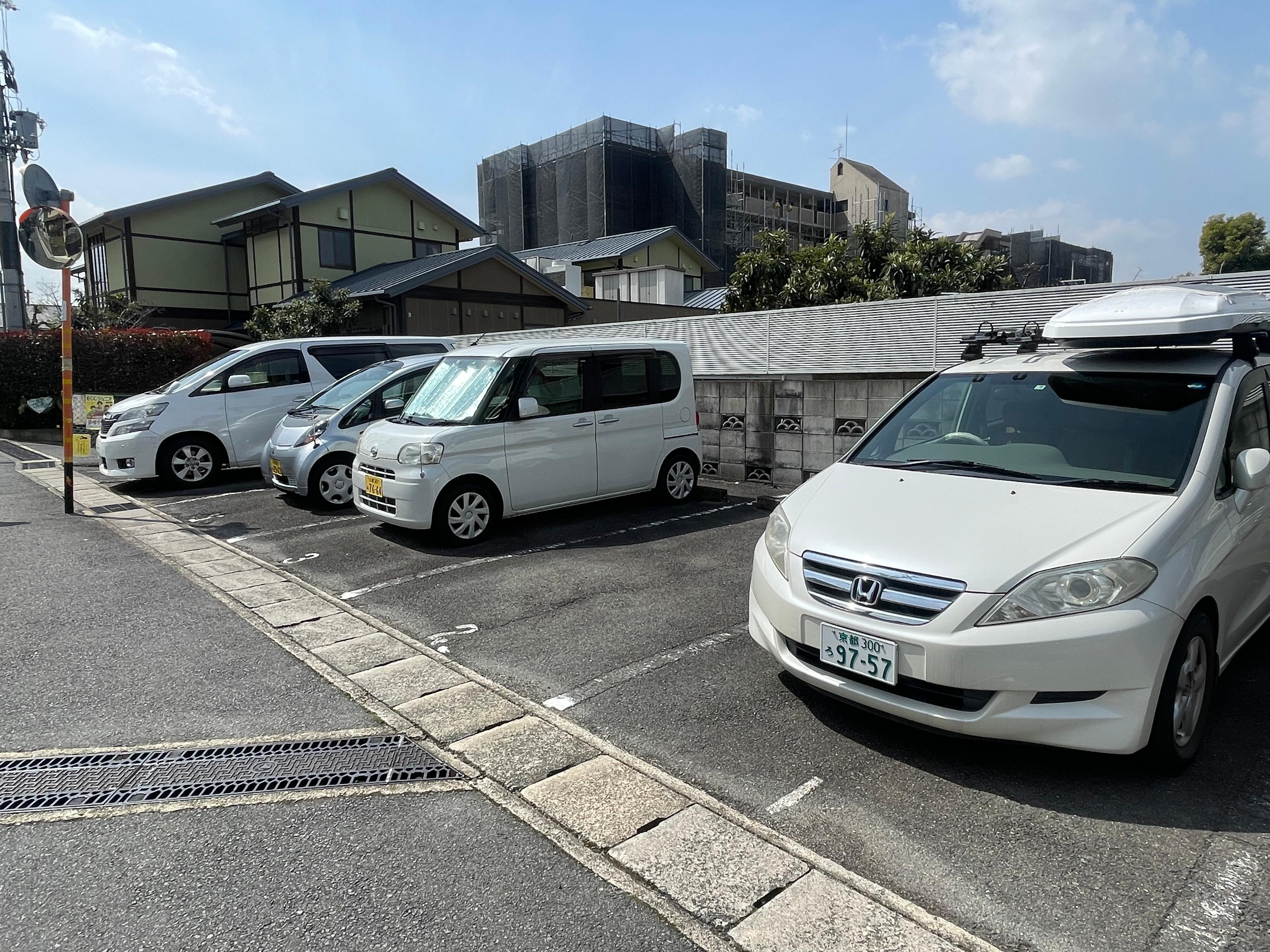 永生ガレージの外観・駐車場イメージ1枚目