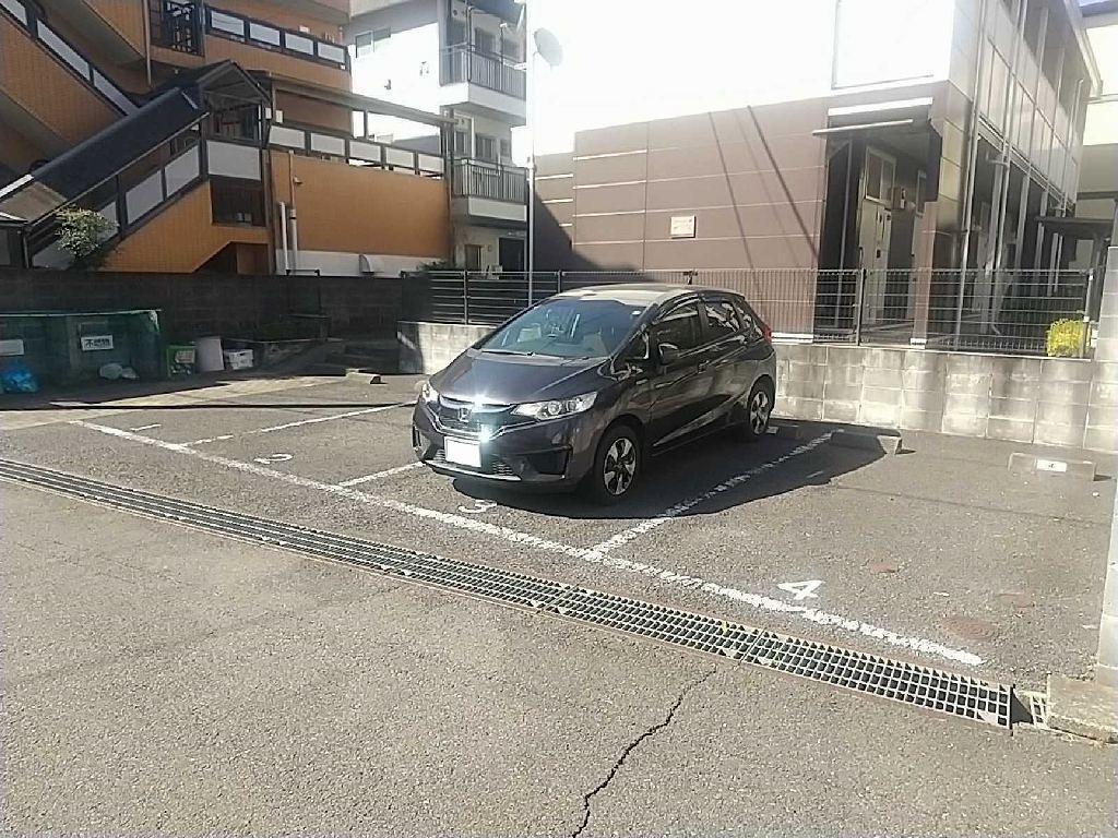ハビタＡ(16673)の外観・駐車場イメージ2枚目